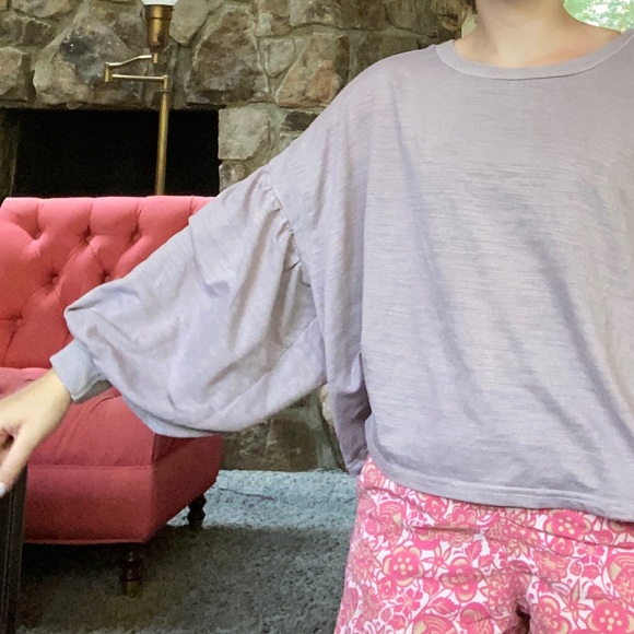 Oversized lilac sweatshirt - Picture 2 of 2